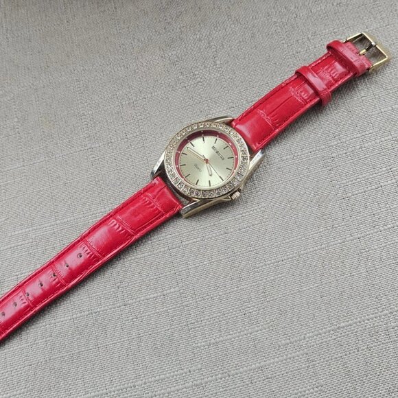 Croton Manhattan Women Wristwatch Red Leather Strap Analog Watch Holidays - Picture 10 of 13